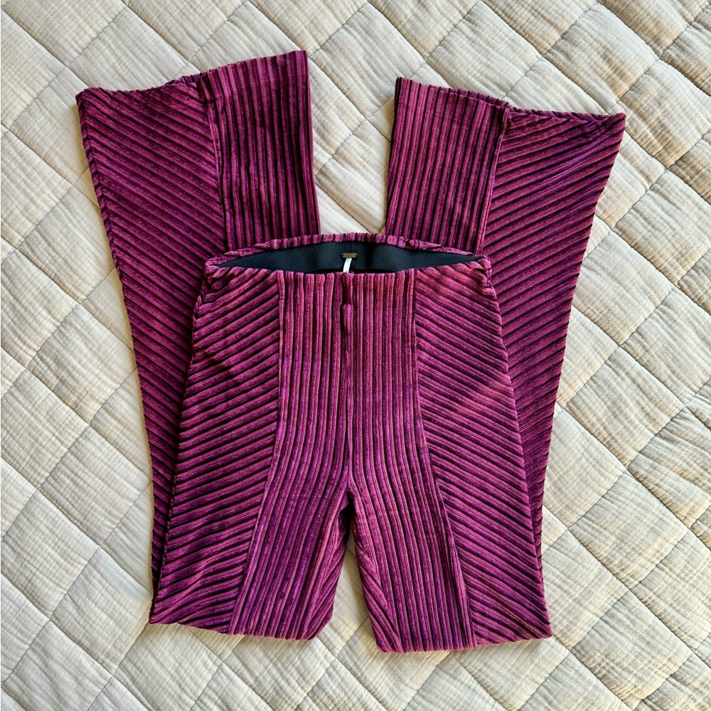 Free People Slim Pull-on Velvet Flare Pants, size XS
